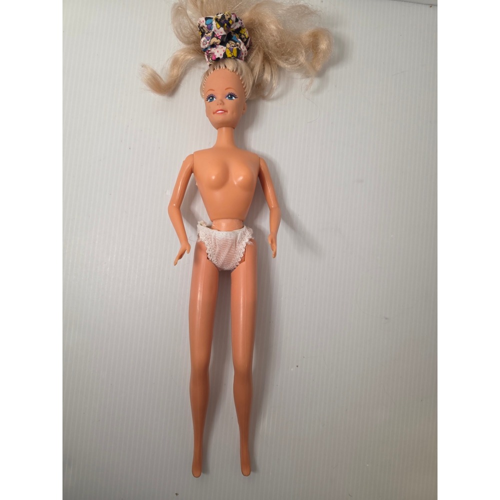 Vintage Barbie Doll Blonde Blue Eyes 1990 Lucky Ind TLC‎ as-is